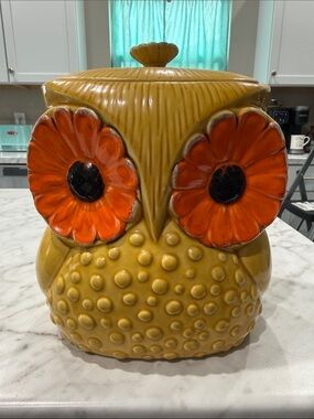 Lefton Retro Ceramic Owl Cookie Jar - Mustard Yellow & Orange